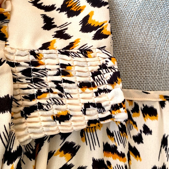 CABI ROUND TRIP SAFARI LEOPARD PRINT CREAM BLACK LONG CUFFED SLEEVE TOP #4335 - Picture 8 of 17